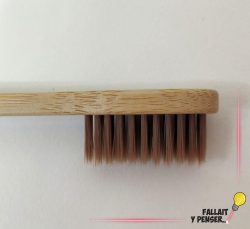 Brosse à dents - brun